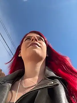 RiriRoseey online show from April 2026 07:47:01 AM