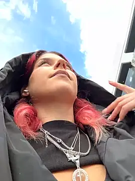 RiriRoseey online show from October 2025 08:24:02 AM