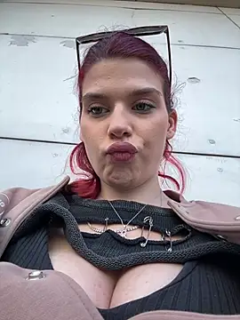 RiriRoseey online show from March 2026 10:09:02 AM