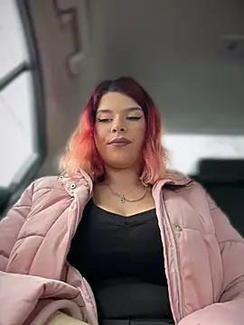 RiriRoseey online show from April 2026 07:48:01 AM