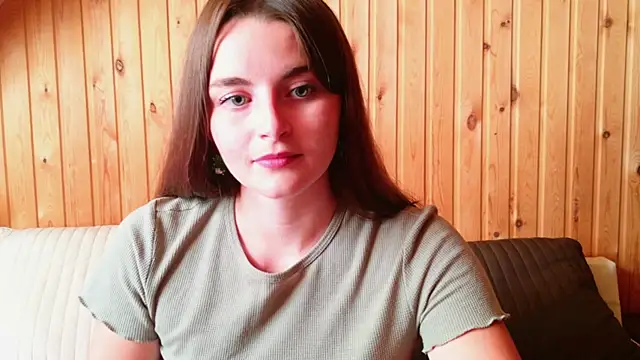 Miss Arwen online show from April 2026 07:15:01 AM
