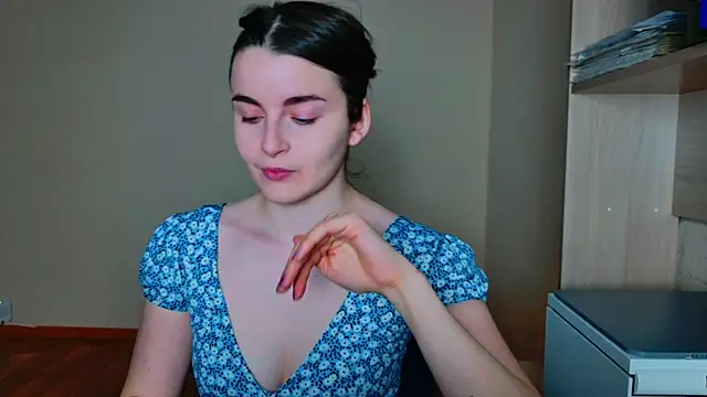 Snapshot of Miss_Arwen chatting on February 2025 05:54:01 PM Miss Arwen online show from February 2025 05:54:01 PM