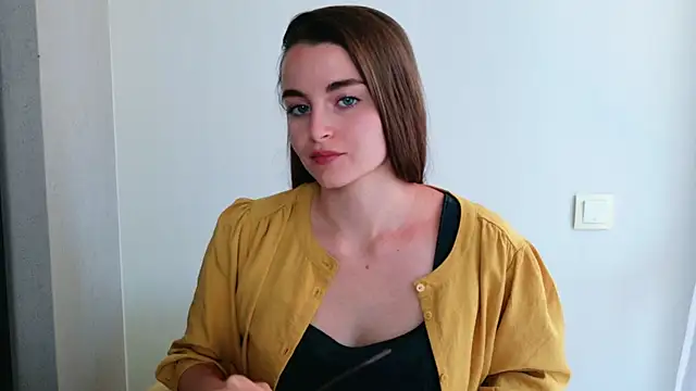 Miss Arwen online show from June 2026 09:14:01 AM