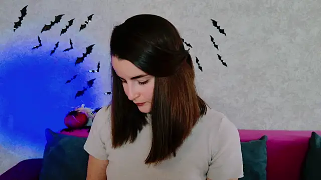Snapshot of Miss_Arwen chatting on October 2025 03:08:02 AM Miss Arwen online show from October 2025 03:08:02 AM