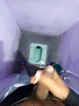 studboy1111 online show from November 2025 08:31:02 PM