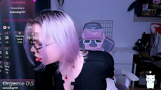 Snapshot of miray_kuriyama123 chatting on March 2026 06:08:01 PM miray kuriyama123 online show from March 2026 06:08:01 PM