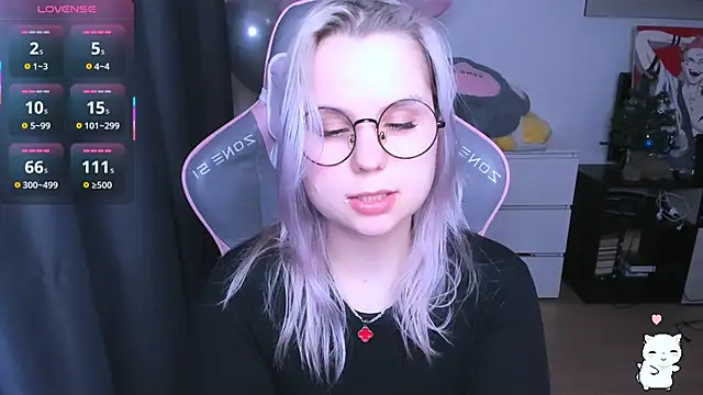 Snapshot of miray_kuriyama123 chatting on February 2026 08:30:01 PM miray kuriyama123 online show from February 2026 08:30:01 PM