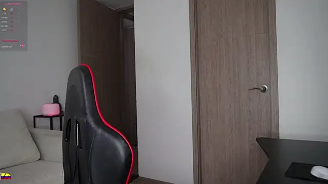 Snapshot of daniel_mejia1 chatting on February 2026 12:16:01 PM daniel mejia1 online show from February 2026 12:16:01 PM