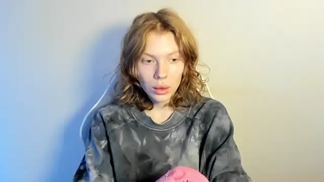 StellaDavis online show from December 2025 08:08:01 AM