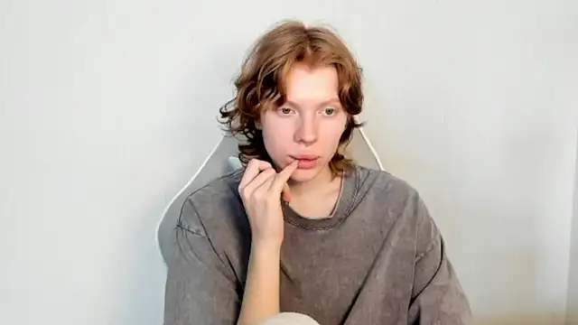 StellaDavis online show from March 2026 08:11:01 AM