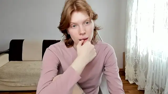 StellaDavis online show from April 2026 10:44:02 AM