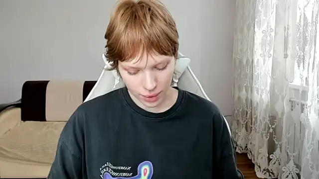 StellaDavis online show from May 2026 12:05:01 PM