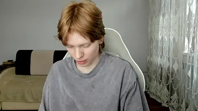 Snapshot of StellaDavis chatting on June 2026 12:11:01 PM StellaDavis online show from June 2026 12:11:01 PM