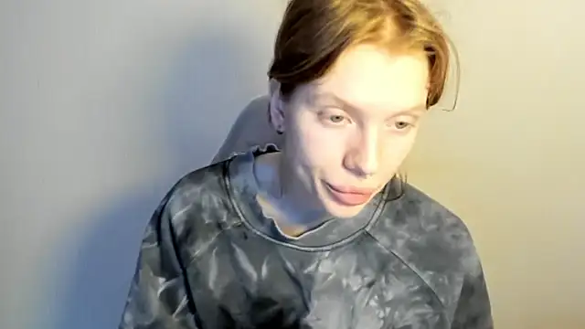 StellaDavis online show from December 2025 08:30:01 AM