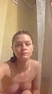 Snapshot of AriellaTaylor chatting on April 2026 03:51:01 PM AriellaTaylor online show from April 2026 03:51:01 PM