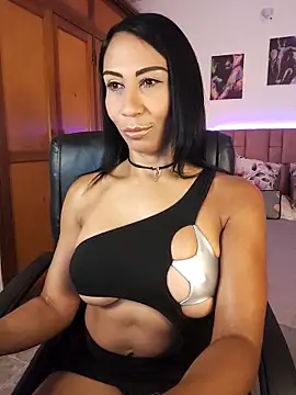 charlotte bayron02 online show from April 2026 12:06:02 AM