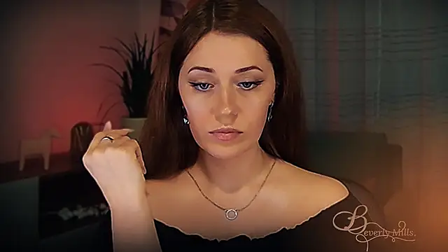 MissBeverlyMills online show from March 2026 06:02:01 PM