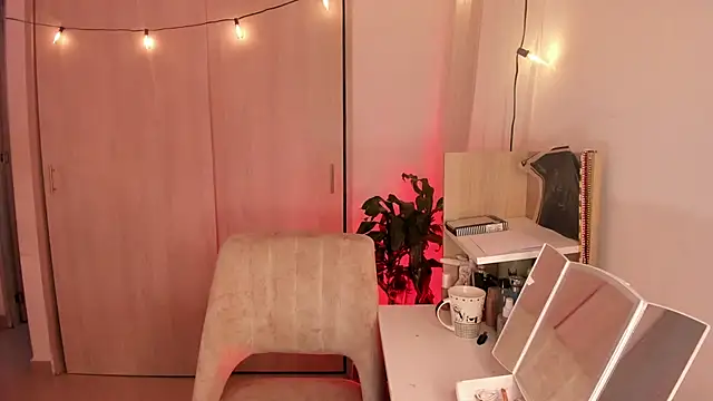 Melina Ferrer1 online show from July 2026 01:37:01 PM