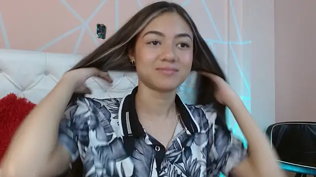 Snapshot of hantonella_ chatting on September 2025 08:10:02 PM hantonella  online show from September 2025 08:10:02 PM