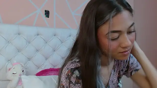 Snapshot of hantonella_ chatting on September 2025 07:31:01 PM hantonella  online show from September 2025 07:31:01 PM