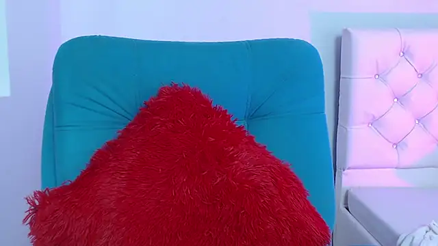 Snapshot of hantonella_ chatting on January 2025 02:56:02 PM hantonella  online show from January 2025 02:56:02 PM