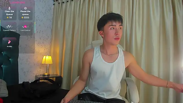 santi-fabulous online show from September 2025 09:54:02 PM