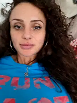 Snapshot of dolcevita002 chatting on April 2026 12:29:02 PM dolcevita002 online show from April 2026 12:29:02 PM