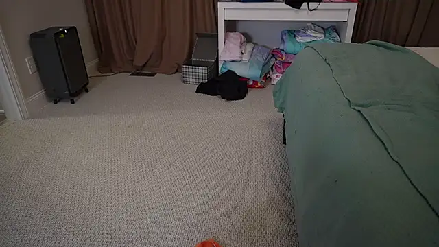 MaggieMayI89 online show from April 2026 02:12:02 AM