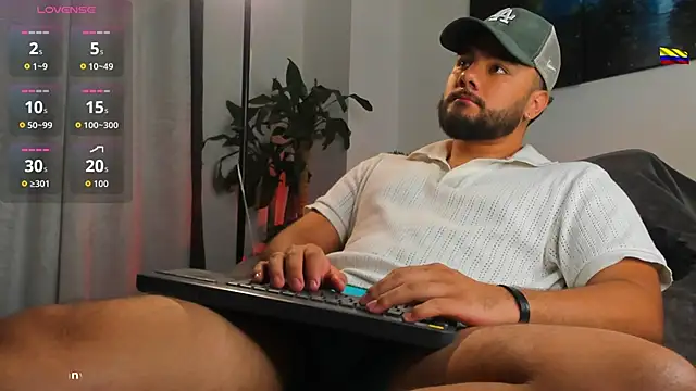 caprywilliams online show from May 2026 08:42:02 AM