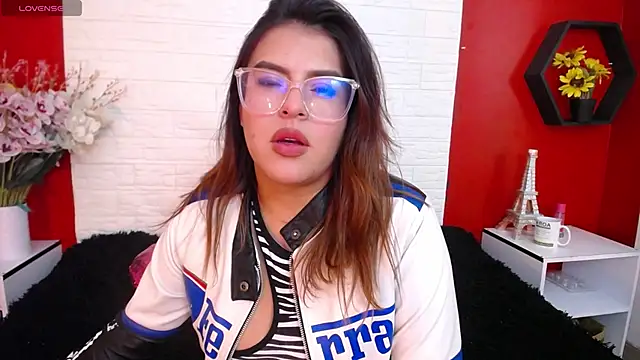 Snapshot of _poison_sweet chatting on October 2025 06:52:01 PM poison sweet online show from October 2025 06:52:01 PM