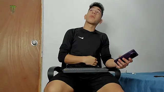 andrew rose  online show from February 2026 07:45:02 PM