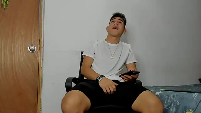 andrew rose  online show from February 2026 01:51:01 AM