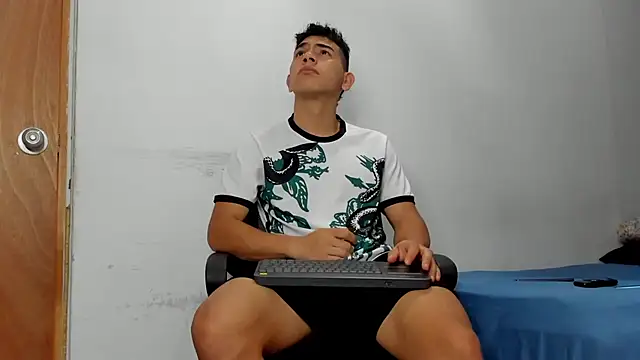 andrew rose  online show from April 2026 08:15:02 PM