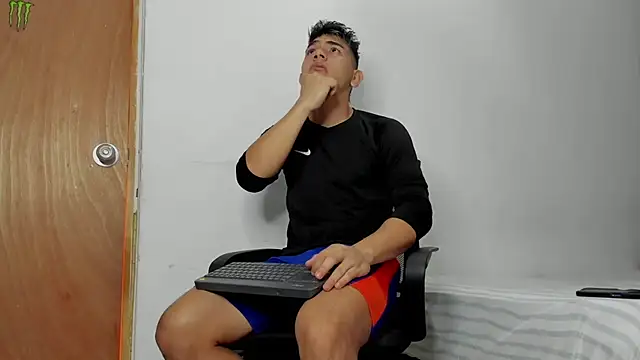 andrew rose  online show from February 2026 04:15:01 PM