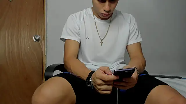 andrew rose  online show from March 2026 11:12:01 PM