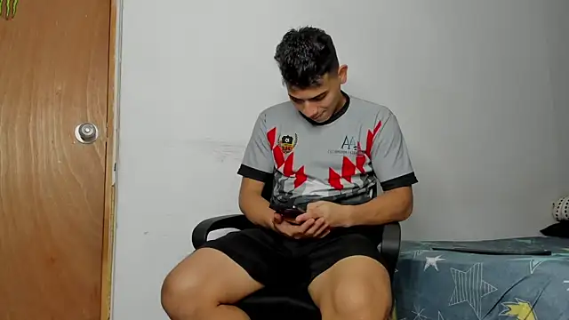 andrew rose  online show from February 2026 04:18:02 PM