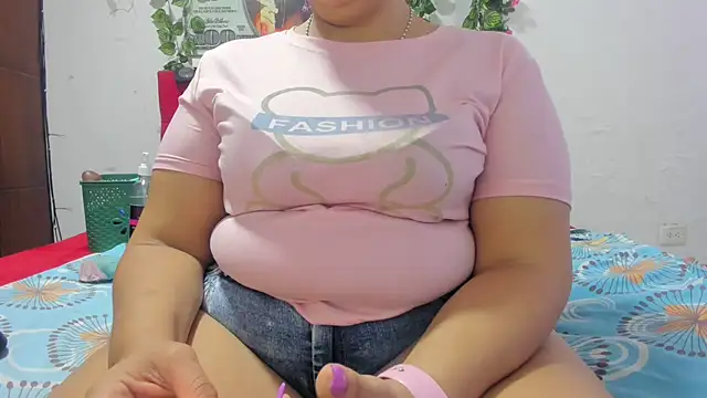 Snapshot of Elianissquirt chatting on March 2025 12:44:02 PM Elianissquirt online show from March 2025 12:44:02 PM