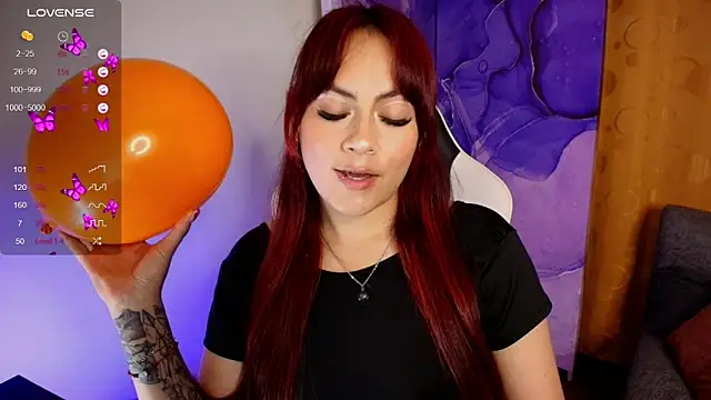 Snapshot of mariana_sub_ chatting on October 2025 07:02:01 PM mariana sub online show from October 2025 07:02:01 PM