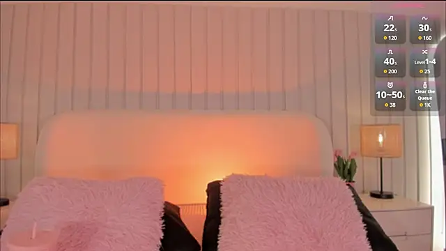 Megan-holly online show from April 2026 12:39:01 AM