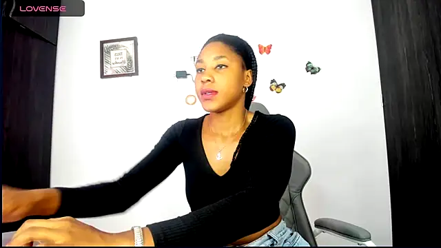 Snapshot of Nala_j8 chatting on January 2025 05:29:02 PM Nala j8 online show from January 2025 05:29:02 PM