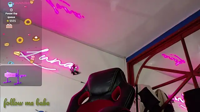 Lina23  online show from September 2025 12:16:02 PM