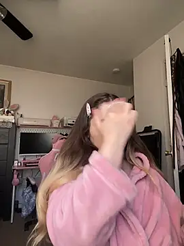 lolypopbubble online show from March 2026 06:20:01 PM