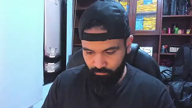 Drako Argentii online show from February 2025 01:47:02 PM