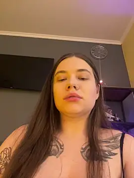 Vikki toriya online show from November 2025 10:43:02 PM