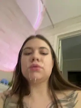 Snapshot of Vikki_toriya chatting on March 2025 07:49:02 PM Vikki toriya online show from March 2025 07:49:02 PM