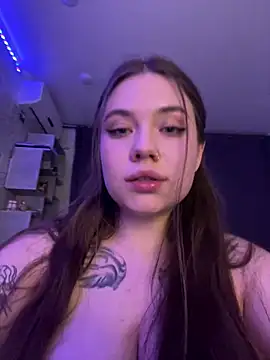 Snapshot of Vikki_toriya chatting on March 2025 10:39:02 PM Vikki toriya online show from March 2025 10:39:02 PM