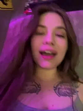 Vikki toriya online show from April 2026 02:15:02 PM