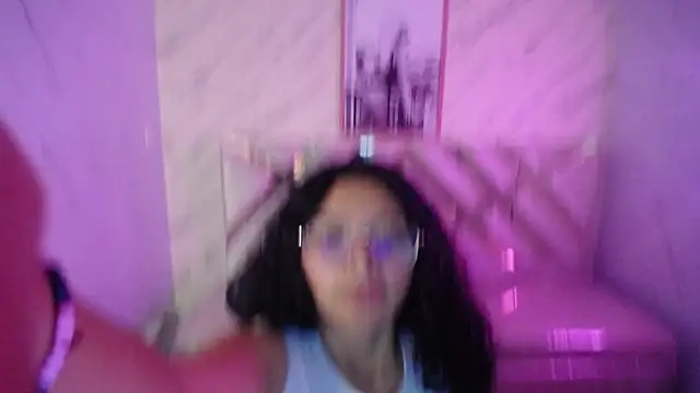 victoria castillo b online show from March 2025 06:37:02 AM