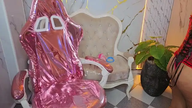 victoria castillo b online show from March 2026 07:48:02 PM