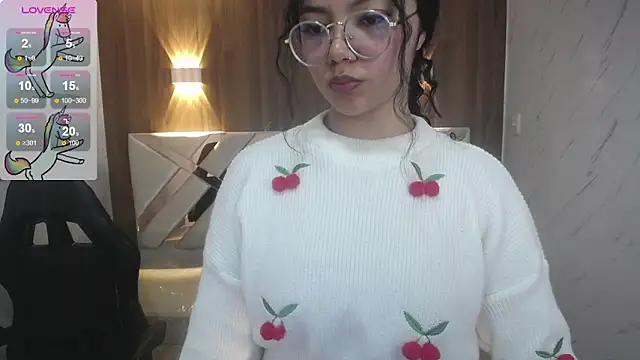 victoria castillo b online show from October 2025 03:06:02 AM